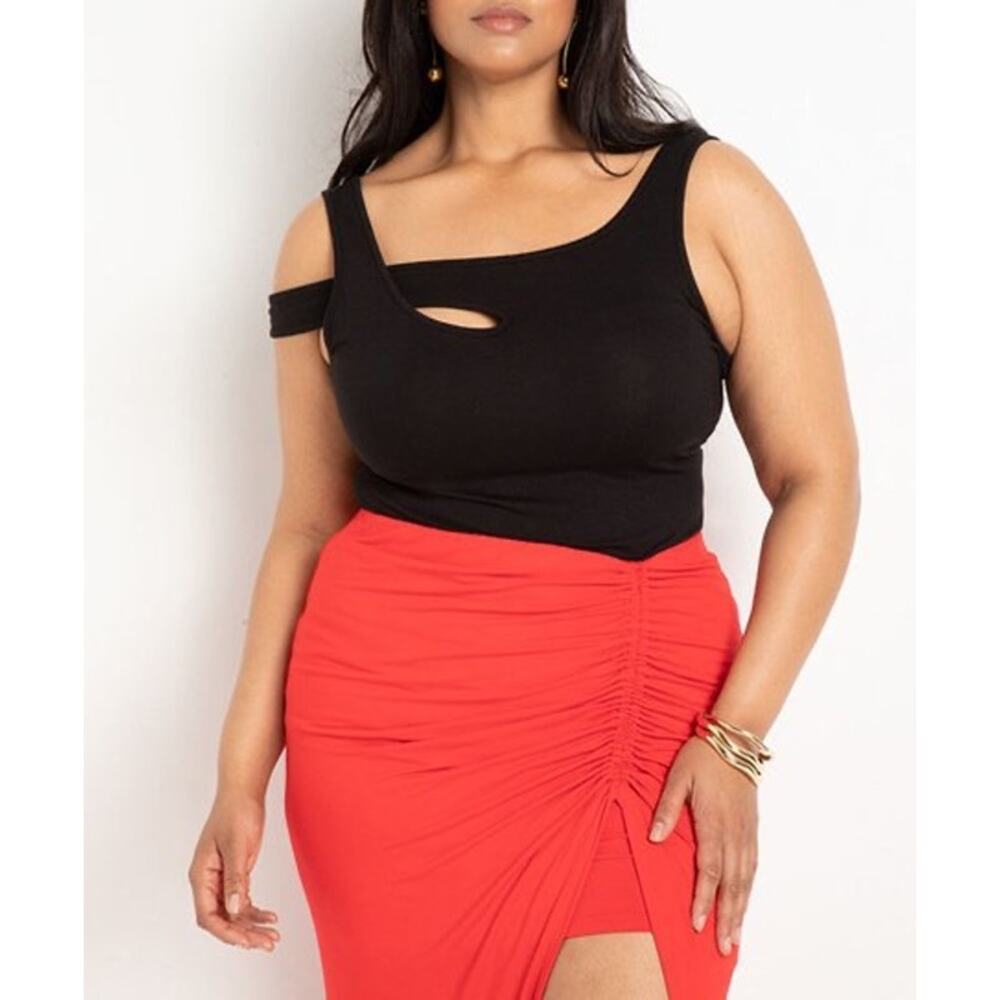 Eloquii NWT Black Plus Size Cutout Asymmetrical Strap Tank Top - Size 26/28